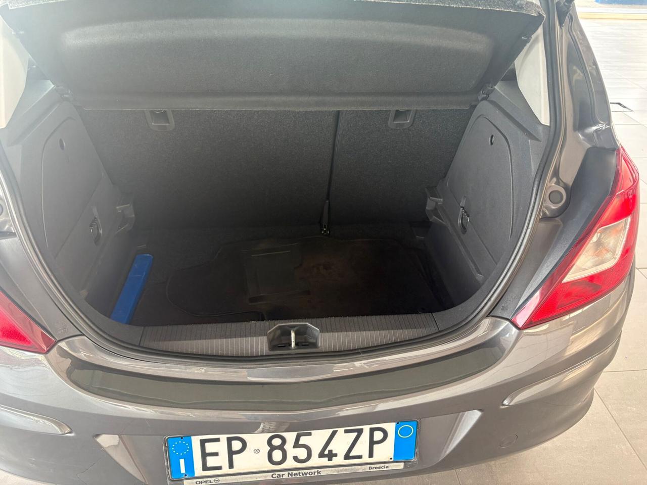 Opel Corsa 1.2 5 porte Edition
