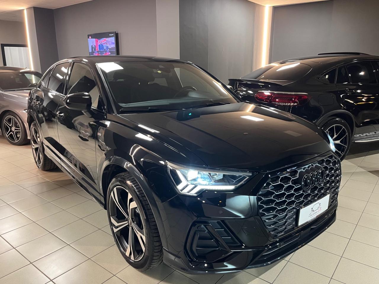 Audi Q3 SPB 35 TDI S-Line TOTAL BLACK!!