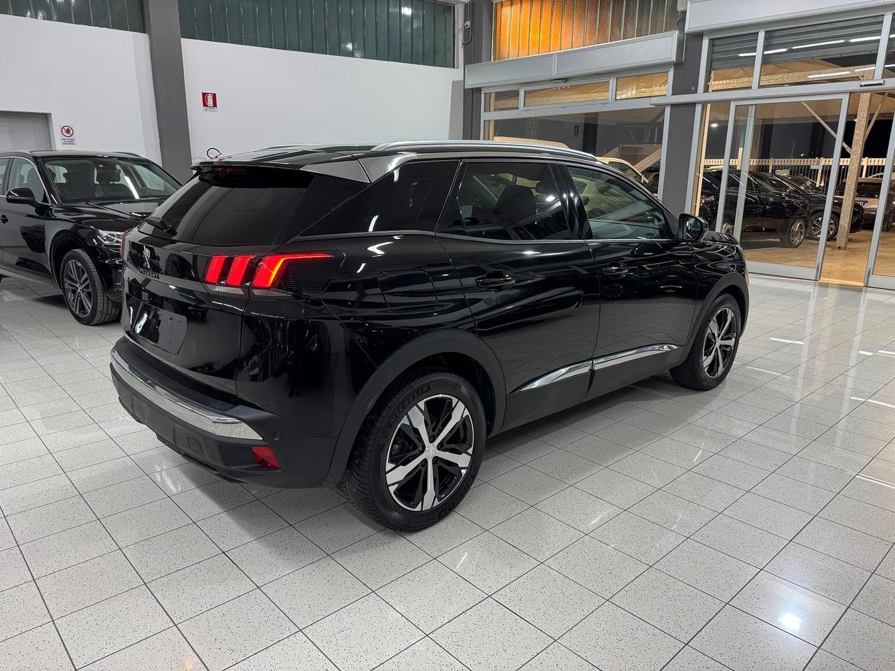 3008 1.5HDi 130cv Allure SUPER BELLA COME NUOVA