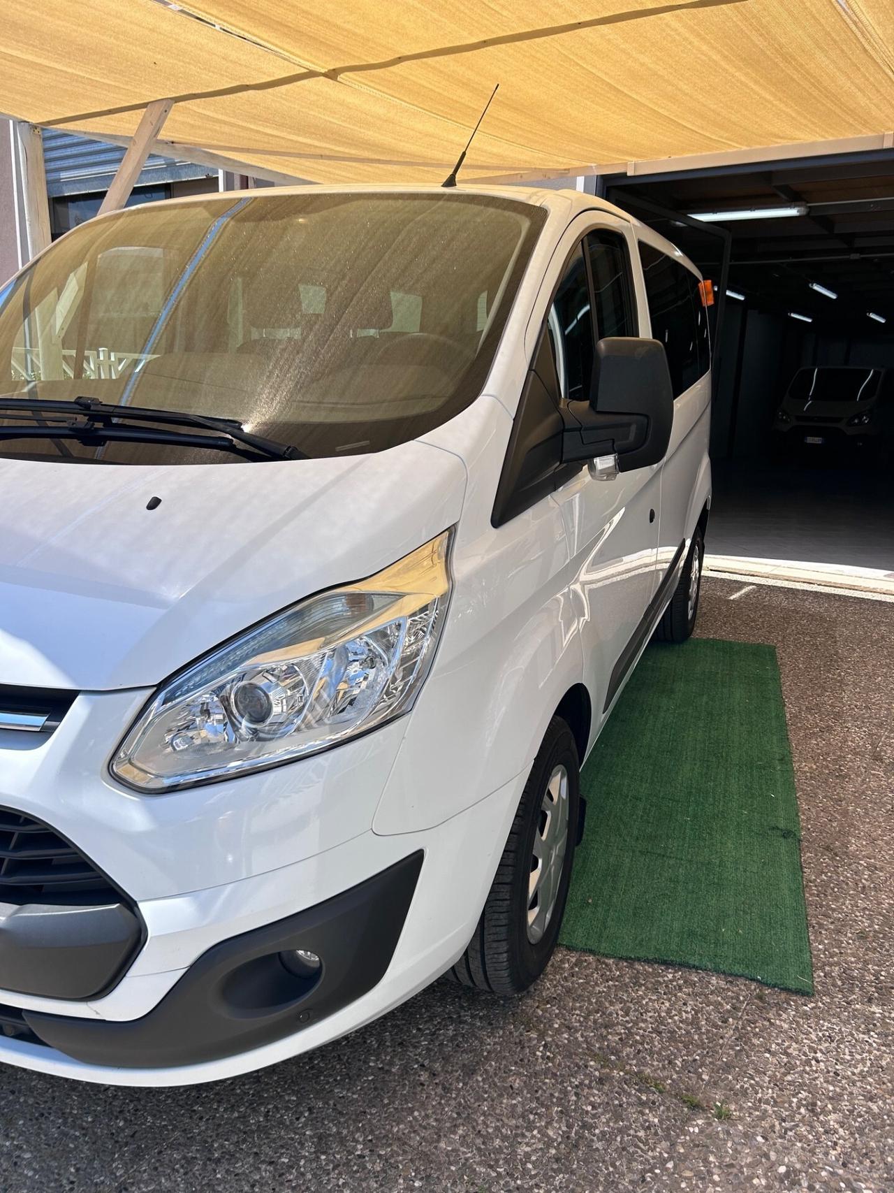 Ford Transit Custom 330 2.2 TDCi 101CV PL Combi Tr