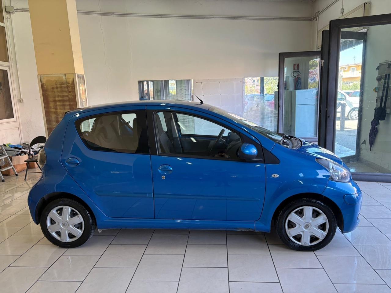 Toyota Aygo 1000 5 porte Full Optional