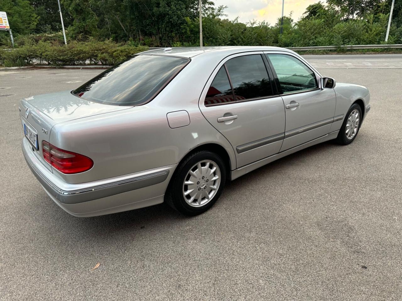 Mercedes-benz E 220 E 220 CDI cat Classic