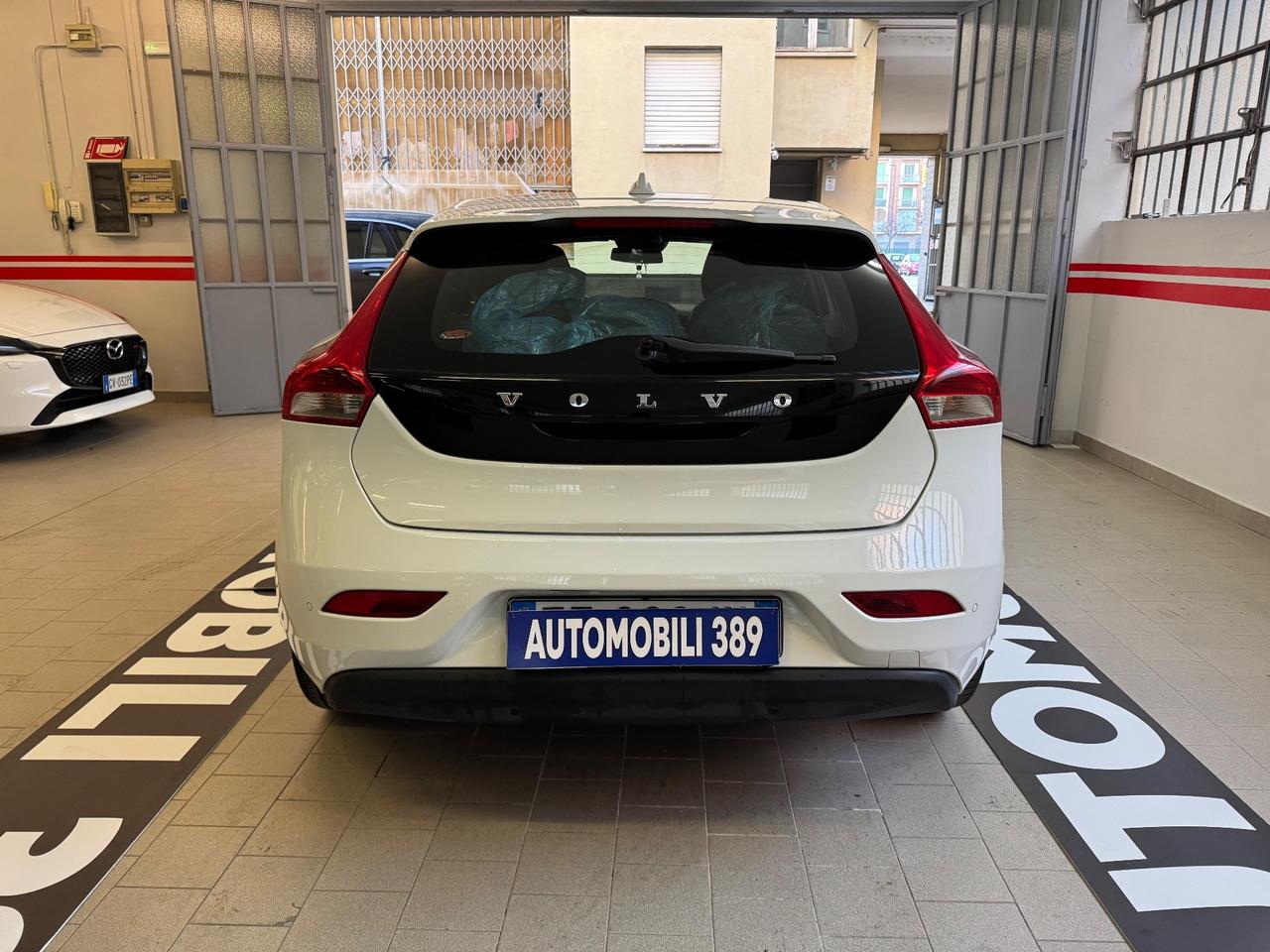 Volvo V40 D2 Geartronic Momentum