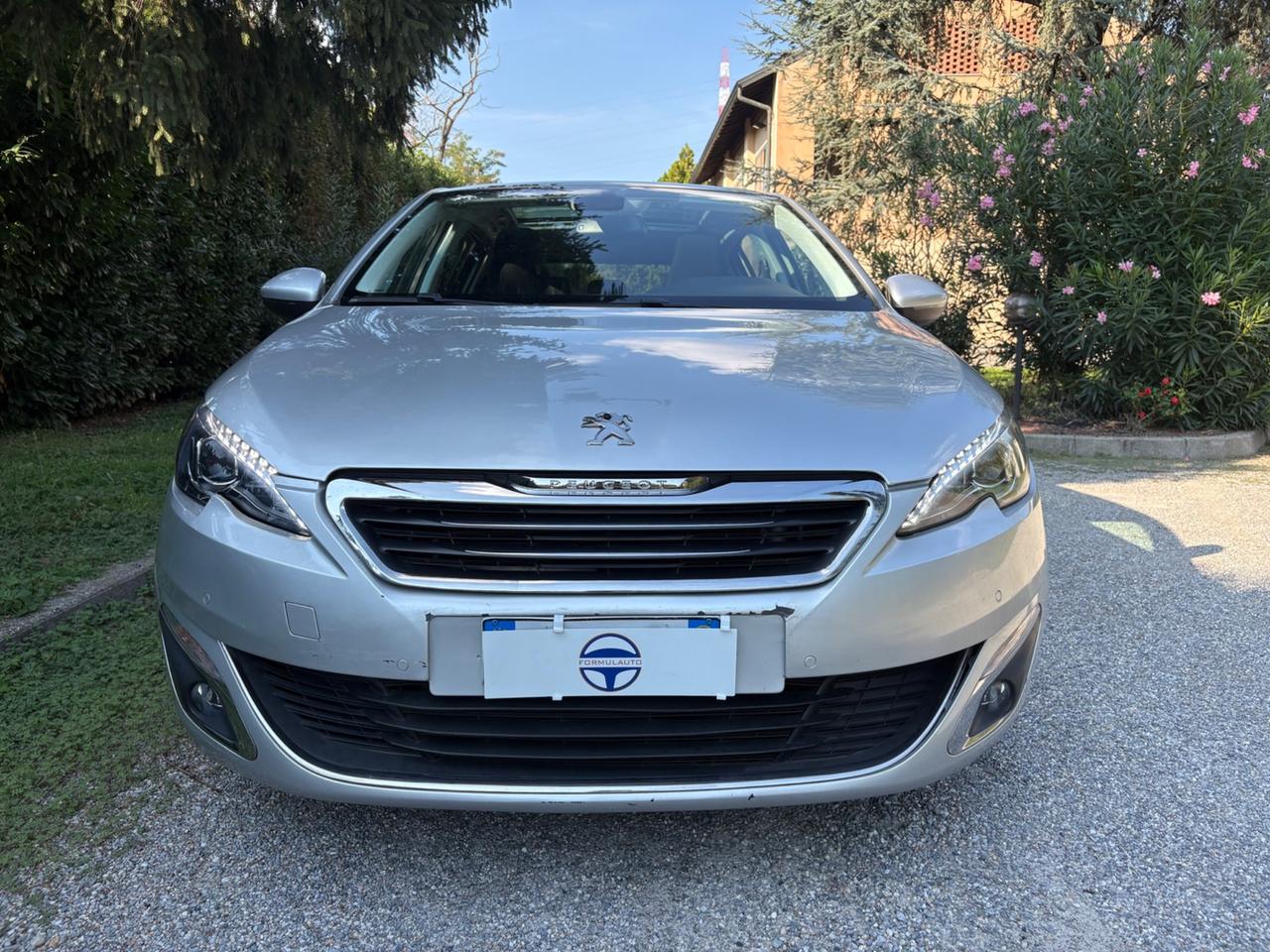 Peugeot 308 5p 1.6 bluehdi 120cv Allure con Tetto Panoramico
