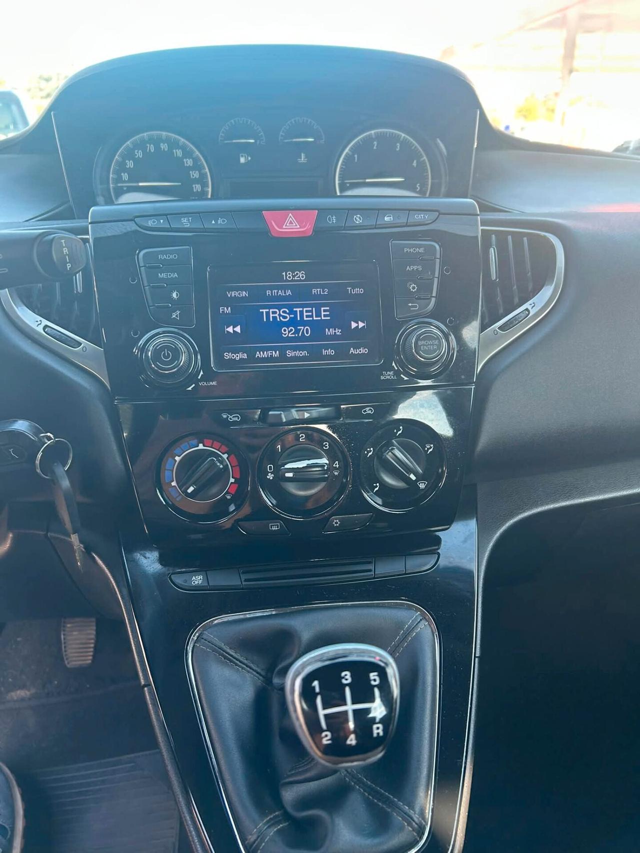 Lancia Ypsilon 1.3 MJT 16V 80 CV 5 porte S&S Gold