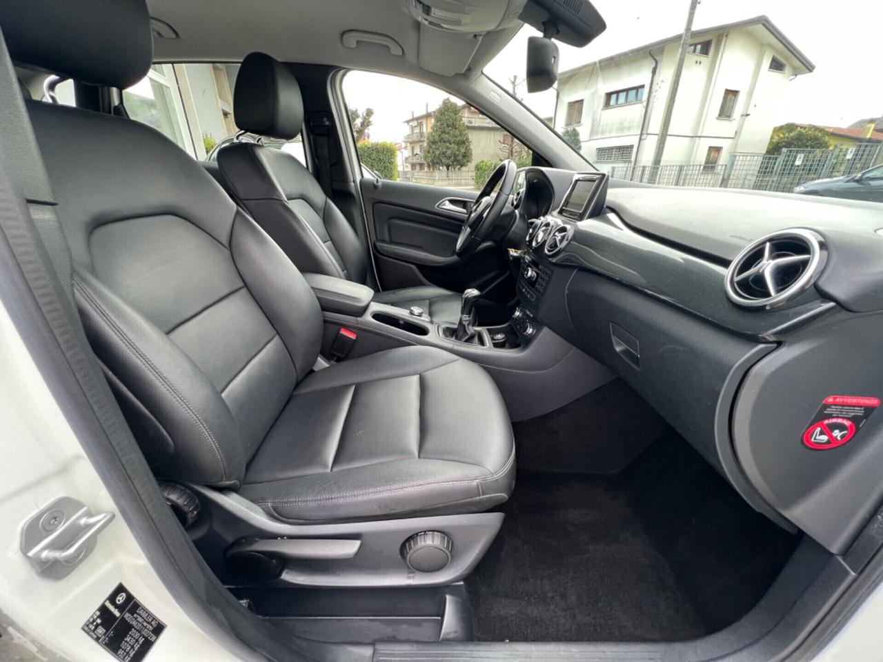 Mercedes-benz B 200 CDI BlueEFFICIENCY Executive