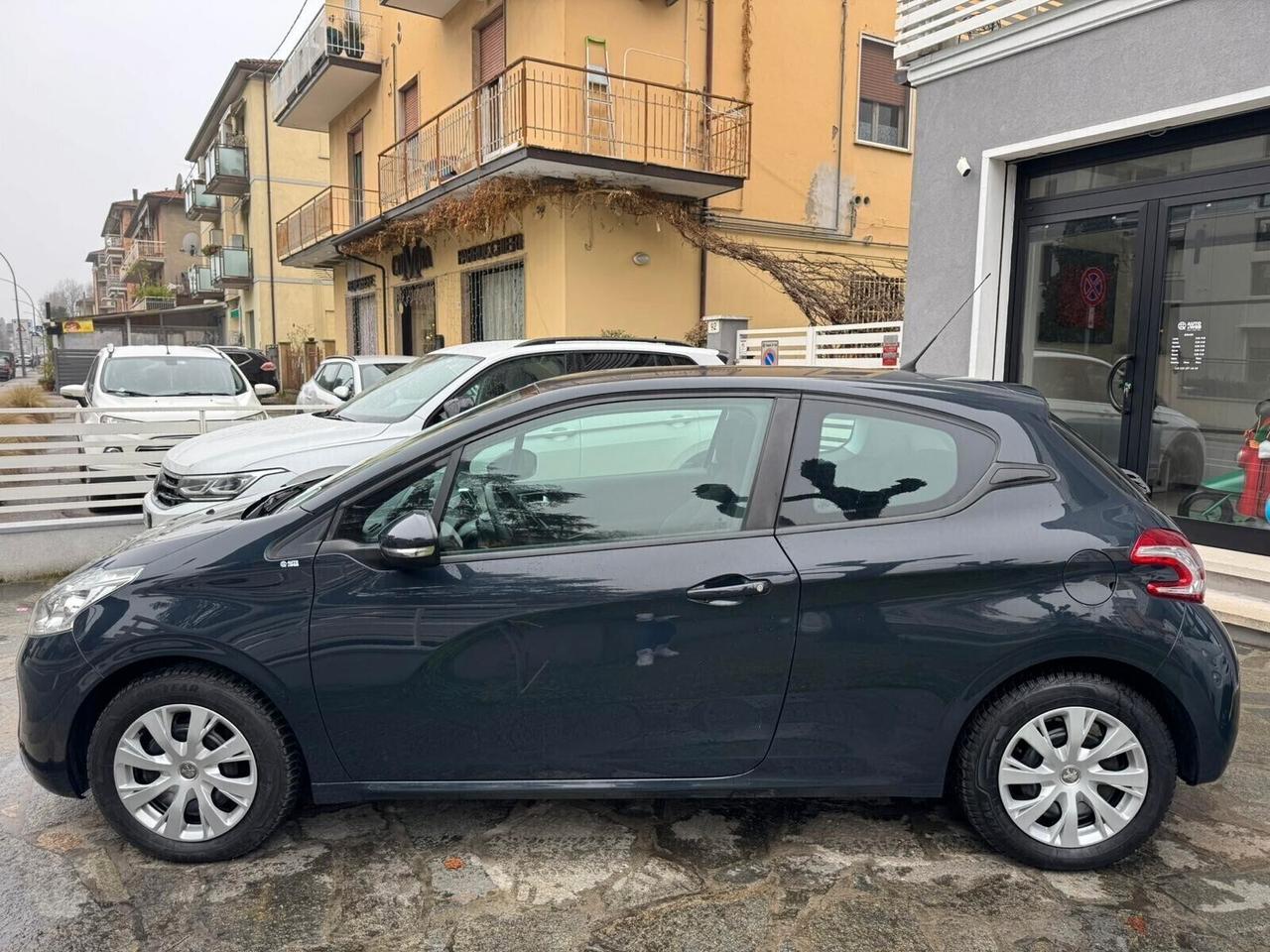 PEUGEOT 208 PureTech 68 3p ACT 72.000 KM