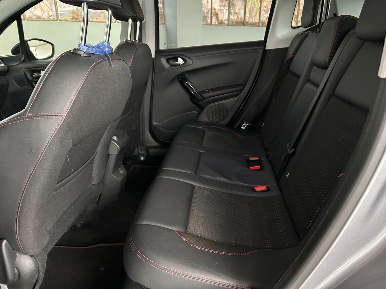 Peugeot 2008 BlueHDi 100 S&S GT Line