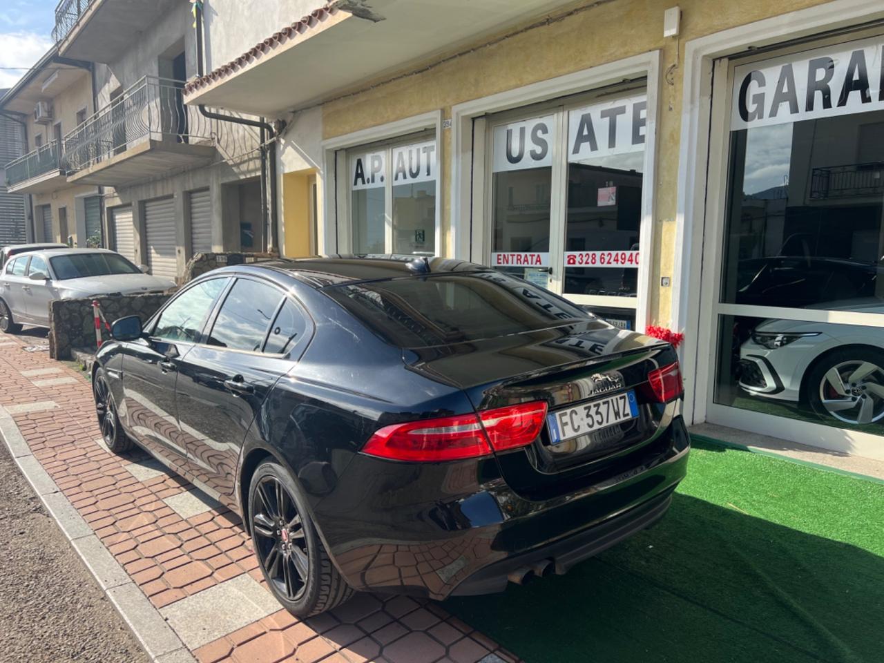Jaguar XE 2.0 D Turbo aut. Portfolio