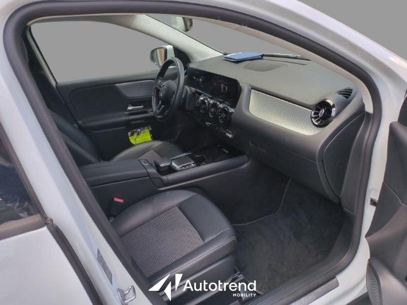 Mercedes-Benz GLA 180 d 116 CV Automatica NAVI LED Business Extra