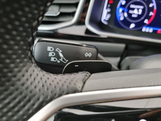 VOLKSWAGEN T-Roc 1.5 TSI ACT DSG R-Line
