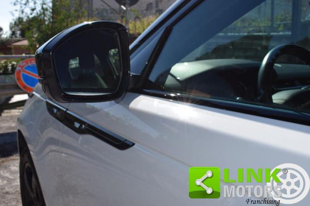 LAND ROVER Range Rover Velar 2.0D I4 204 CV R-Dynamic