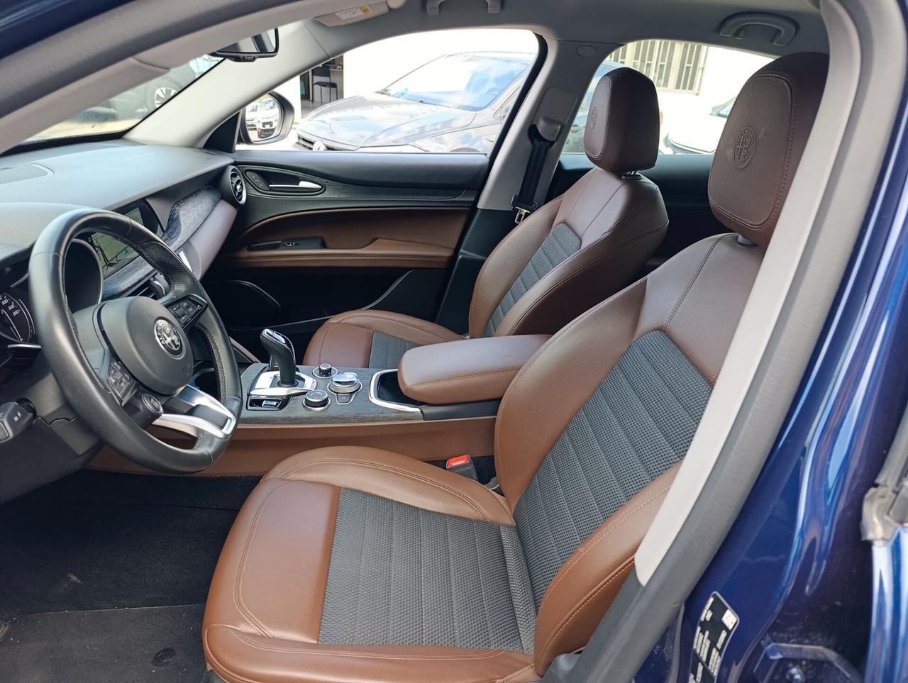 Alfa Romeo Stelvio 2.2 Turbodiesel 190 CV AT8 RWD Business