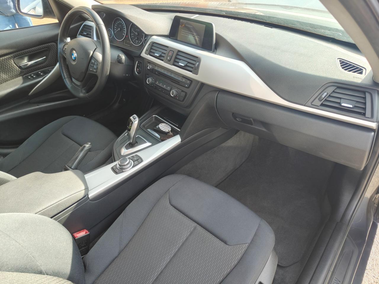 Bmw 318 318d Touring Business aut.