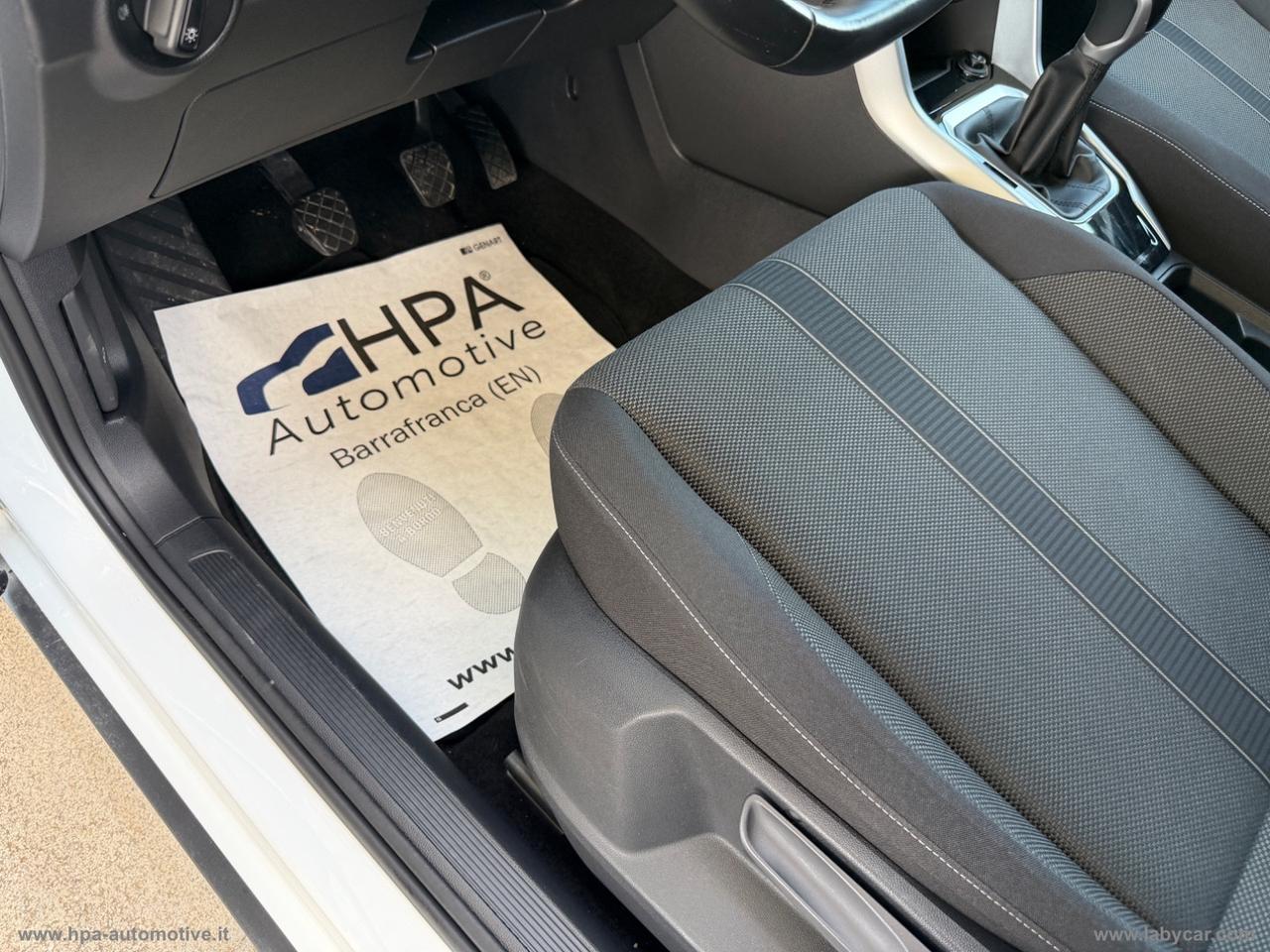 VOLKSWAGEN T-Roc 2.0TDI LED CARPLAY PARK ASSIST ACC