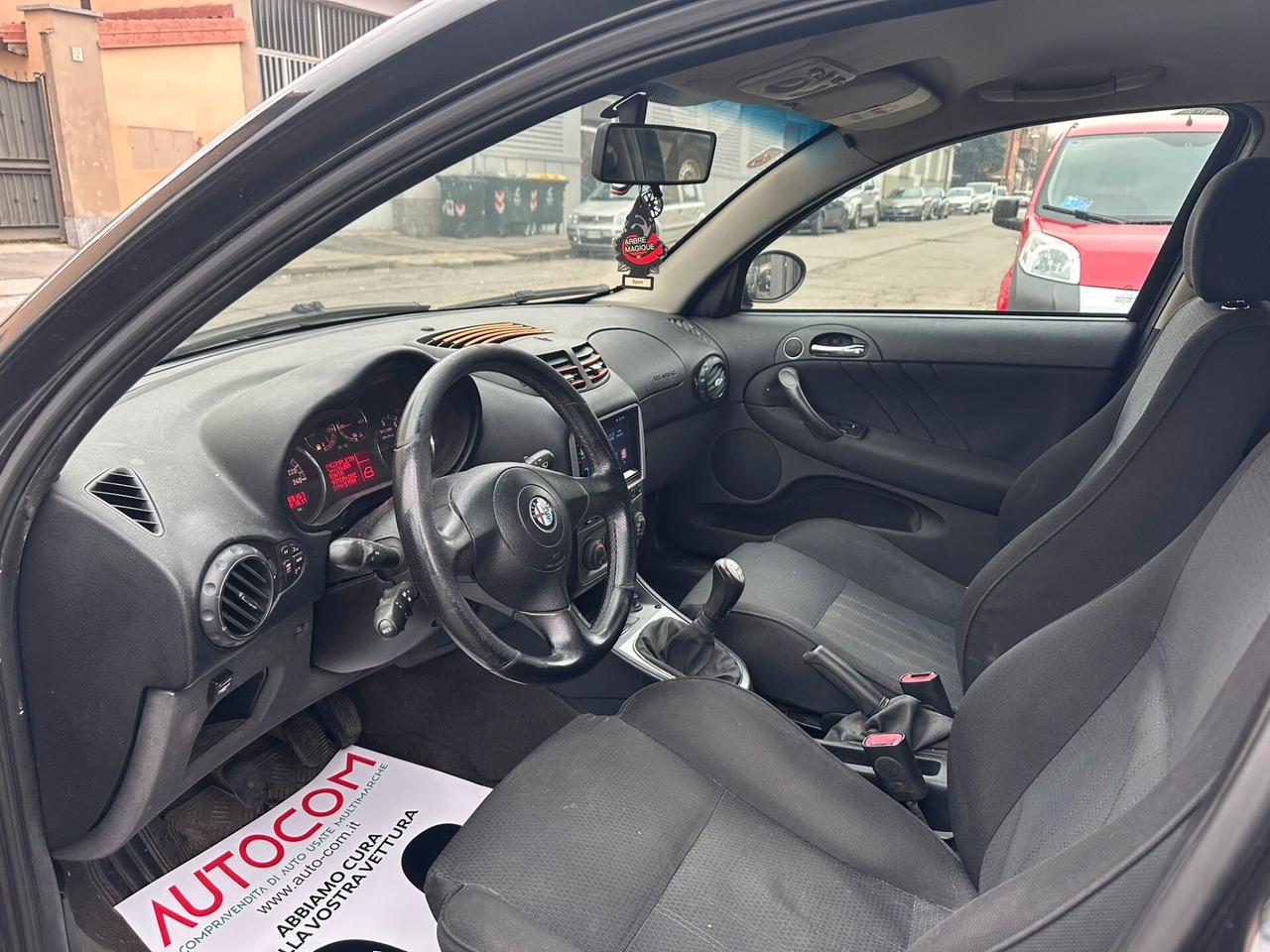 Alfa Romeo 147 1.6 16V TS Black Line