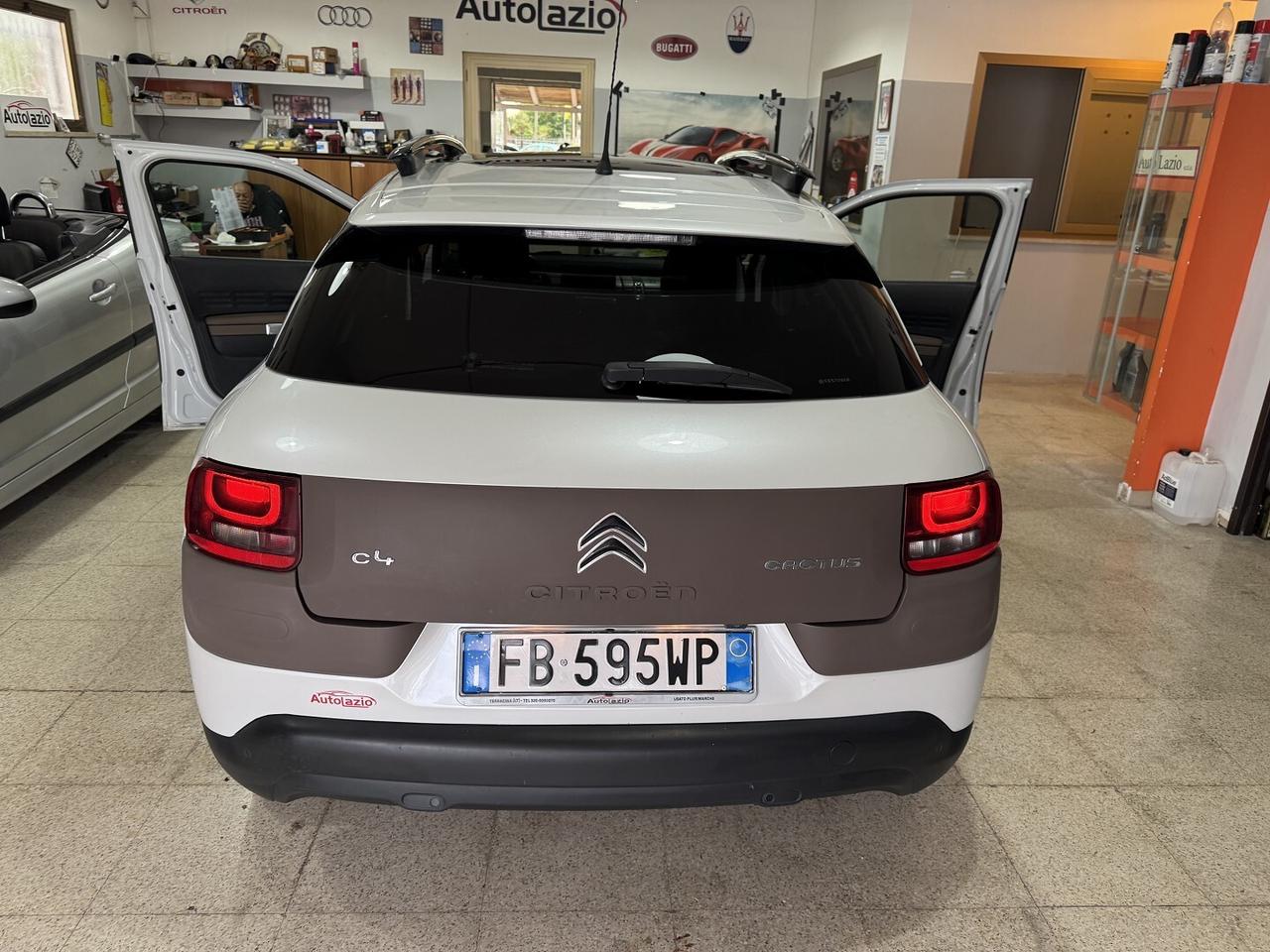 Citroen C4 cactus 1.2 Autom. cv. Tetto-Navigat.