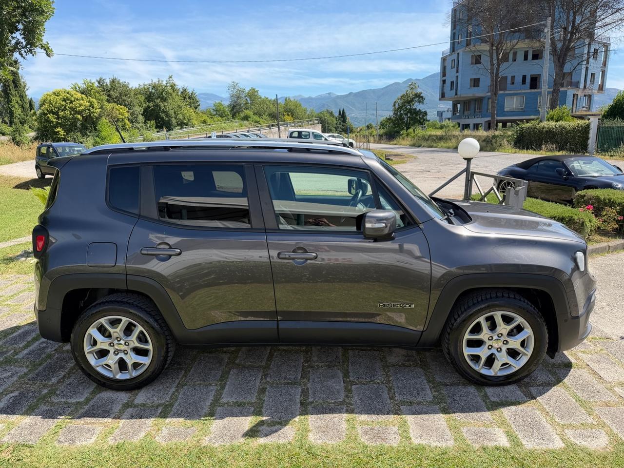 Jeep Renegade 1.6Mjt 120CV-2017*TETTO*NAVI*XENO