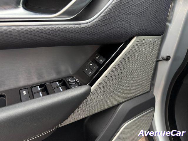 LAND ROVER Range Rover Velar 3.0d i6 mhev R-Dynamic SE 4wd 300cv IVA ESPOSTA