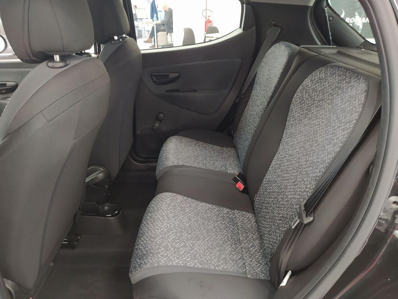 LANCIA Ypsilon III 2021 - Ypsilon 1.0 firefly hybrid Silver s&s 70cv