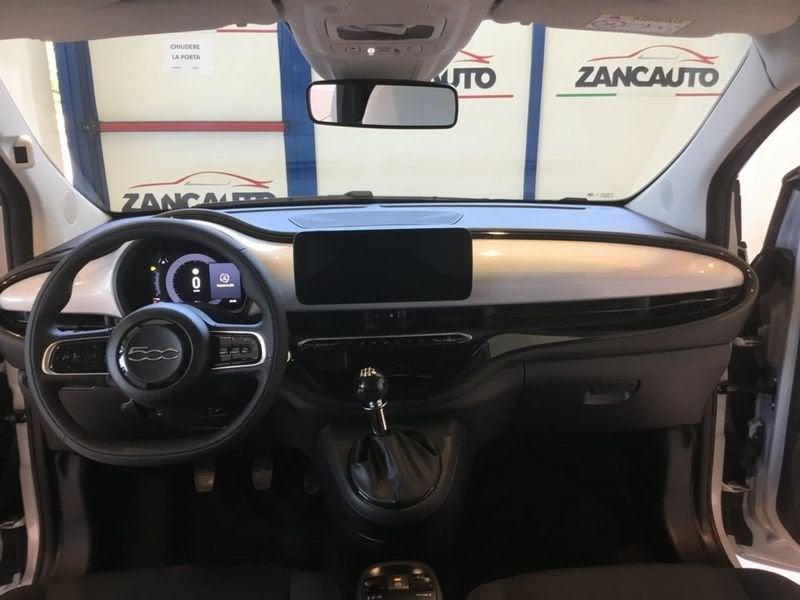 FIAT 500 Hybrid Hybrid Icon PACK STYLE
