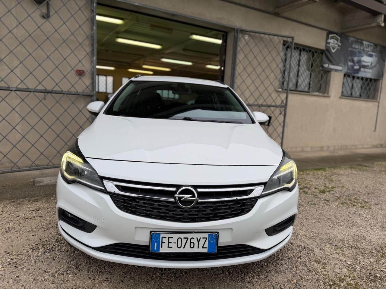 Opel Astra 1.6 CDTi 110CV Start&Stop Sports Tourer Business