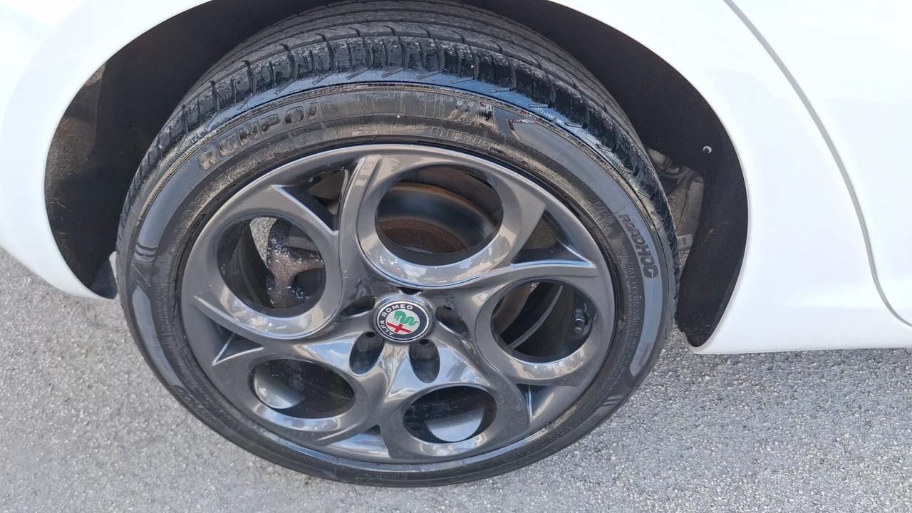 Alfa Romeo Giulietta 1.6 JTDm 120 CV Business