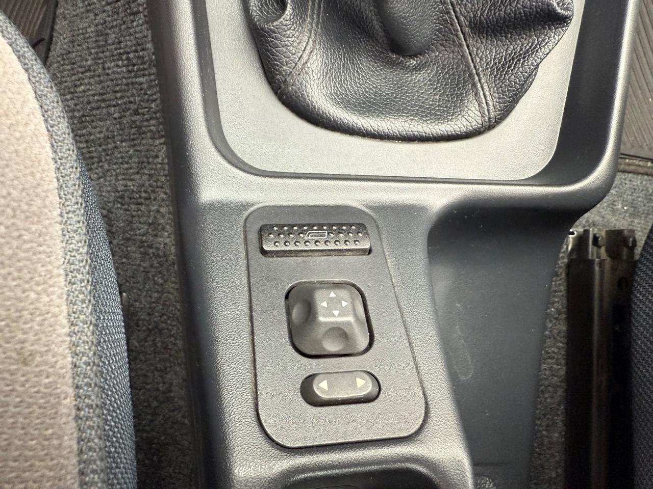 Alfa Romeo 146 1.6i 16V Twin Spark