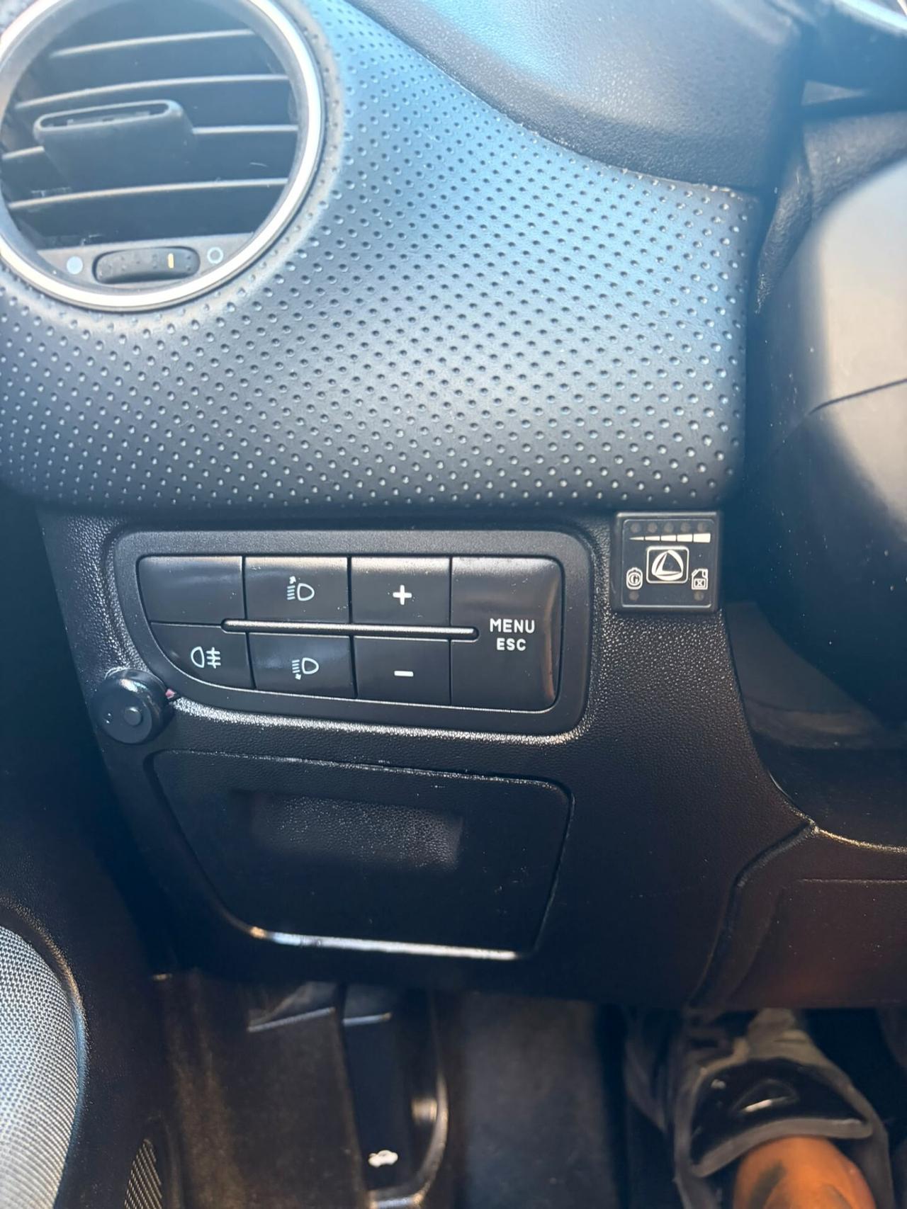 Fiat Punto EVO 1.4 5P DYNAMIC