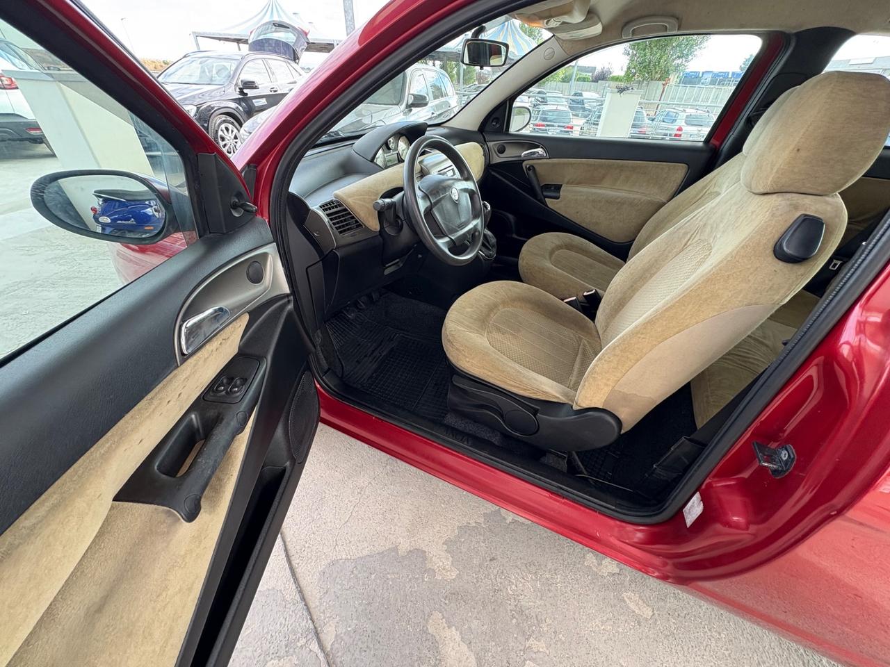 Lancia Ypsilon 1.3 Multijet 16V Argento