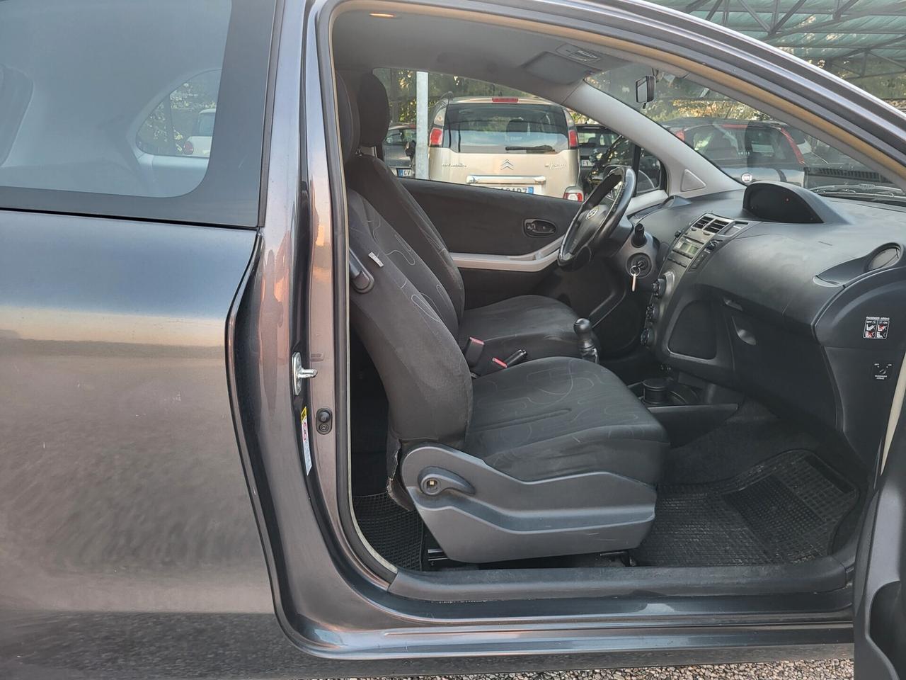 Toyota Yaris 1.0 3p Now Gpl LEGGERE BENE