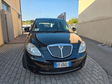 Lancia Ypsilon 1.2 69 CV Argento