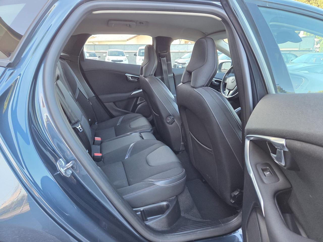 Volvo V40 D2 Momentum