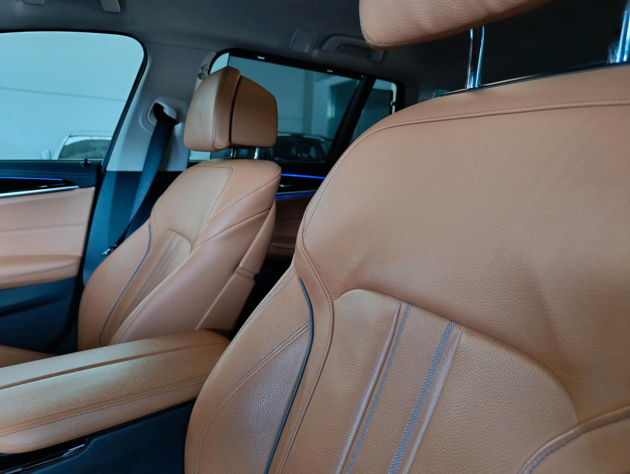 BMW 520 d Touring mhev 48V Luxury auto