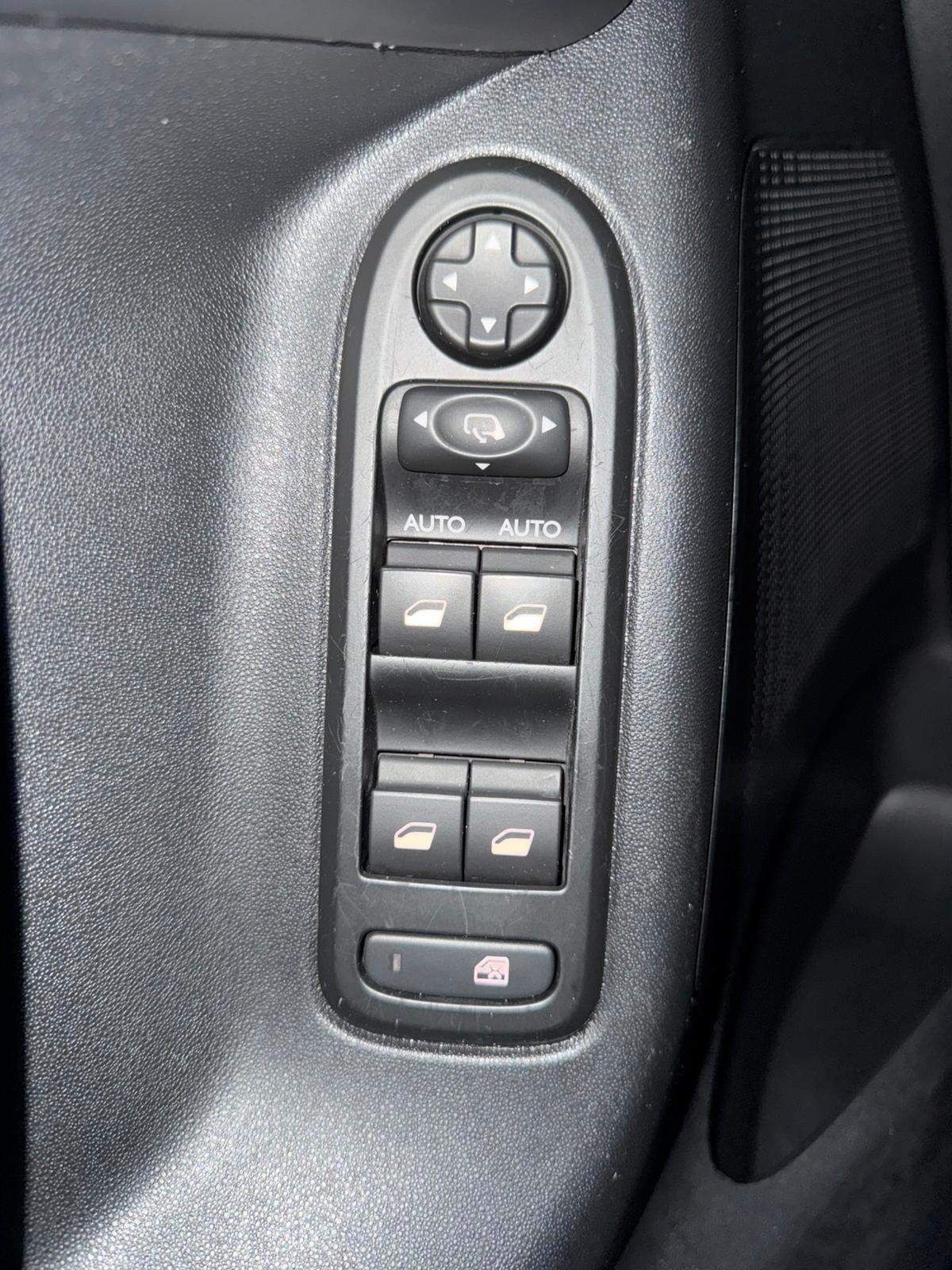 Citroen C3 BlueHDi 100 S&S Exclusive