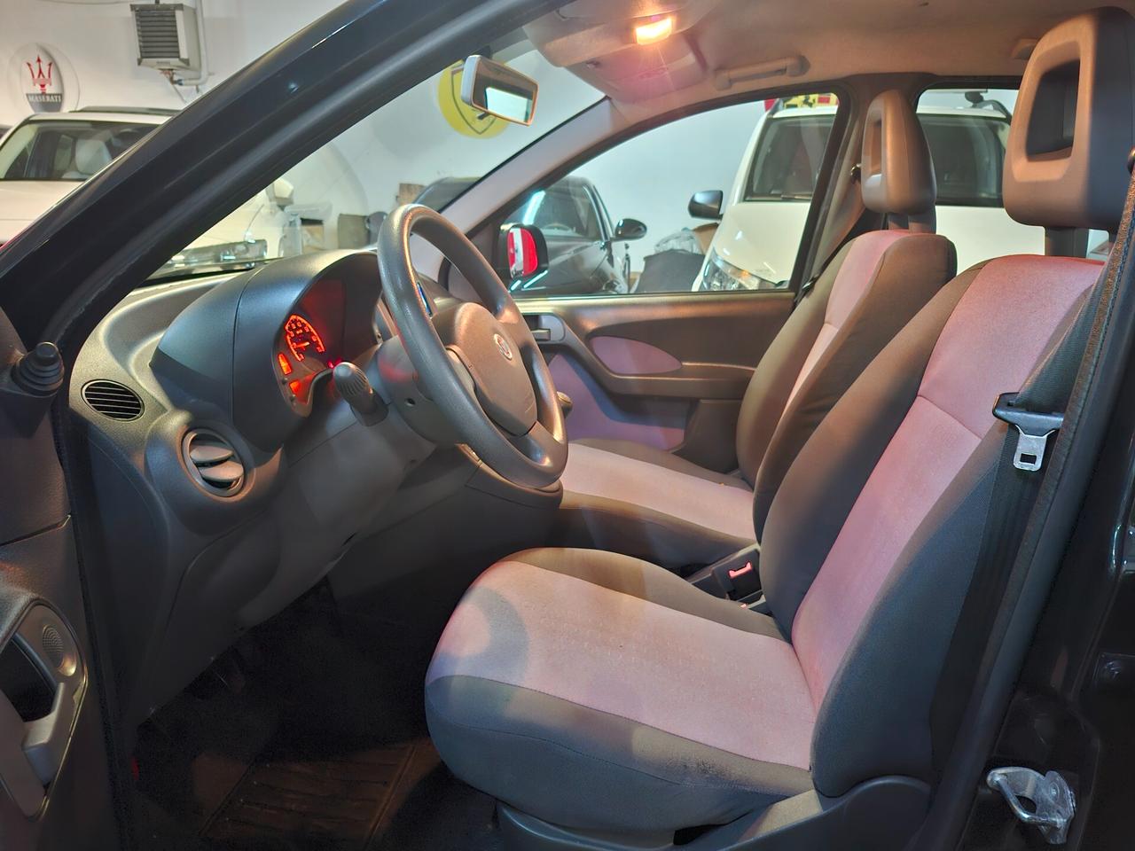 Fiat Panda 1.2 DYNAMIC CLASS 5 POSTI CLIMA BARRE FENDI CITY UNIPRO'