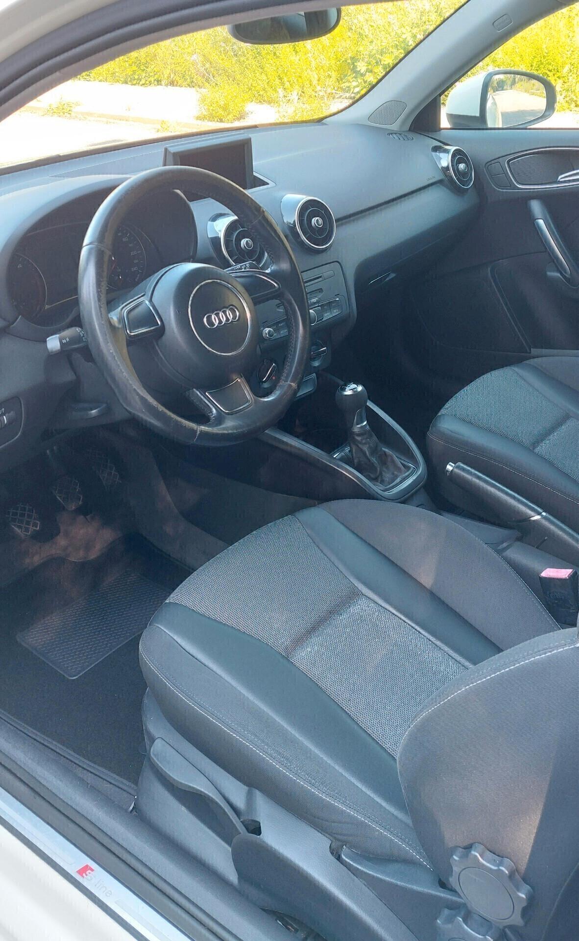 Audi A1 1.6 TDI 105 CV Attraction