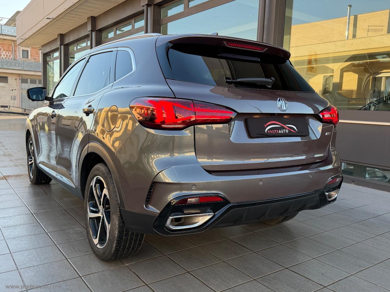 MG HS 1.5T-GDI AT Luxury