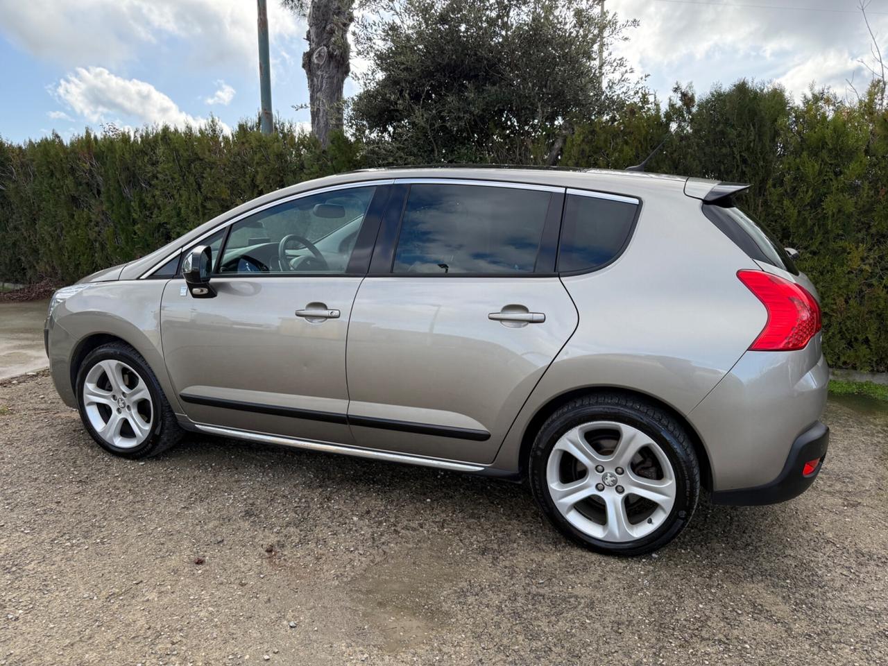 Peugeot 3008 2.0 HDi 163CV aut. Allure