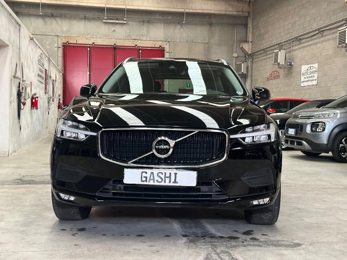 VOLVO - XC60 - B4AWD Geartronic Momentum Pro