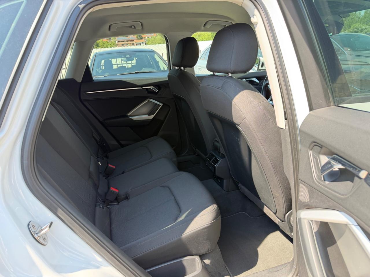 Audi Q3 35 TDI 150 CV S tronic Business