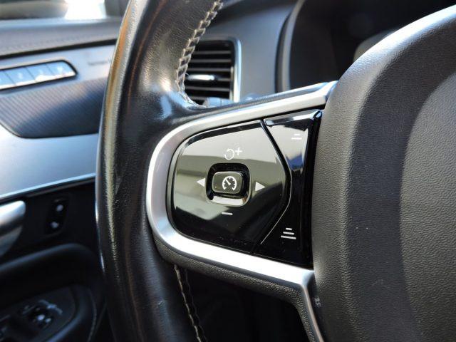VOLVO XC90 B5 (d) AWD PLUS DARK AUTOMATICA 7P.