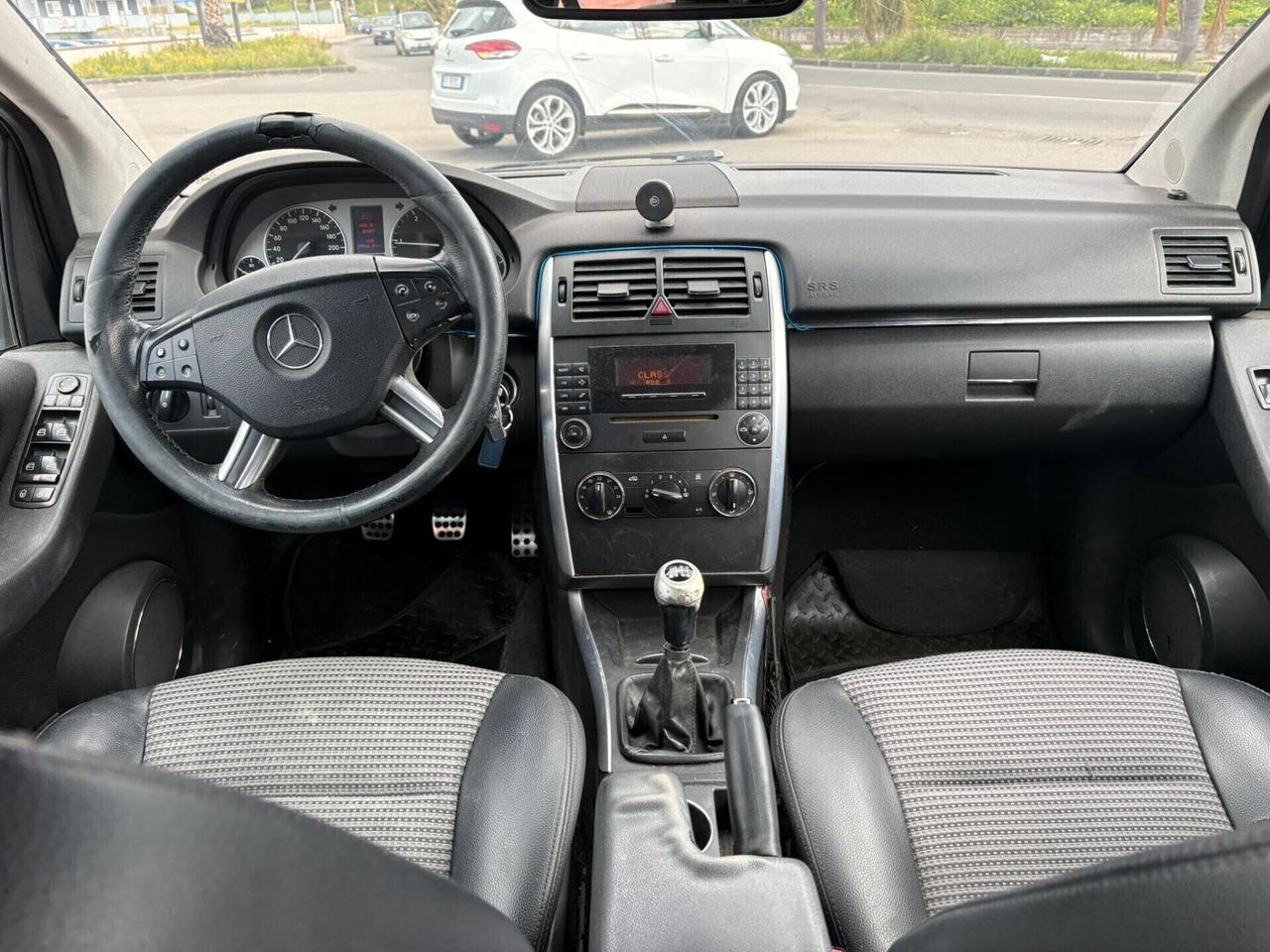 Mercedes-benz B 200 180 CDI BlueEFFICIENCY Premium