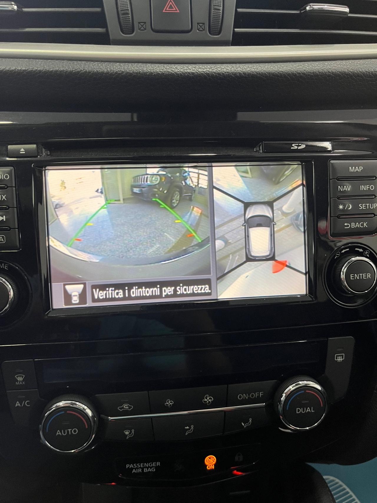 Nissan Qashqai 1.5 dCi Tekna 110cv anno 2015 italiana