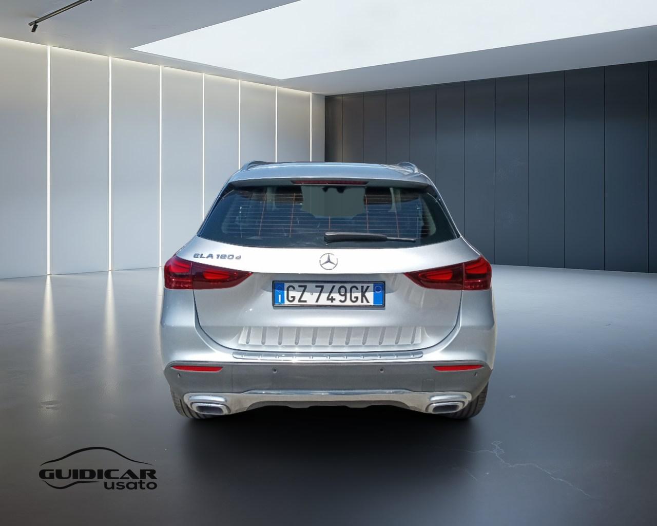 Mercedes-Benz GLA-H247 2023 - GLA 180 d Progressive Advanced auto