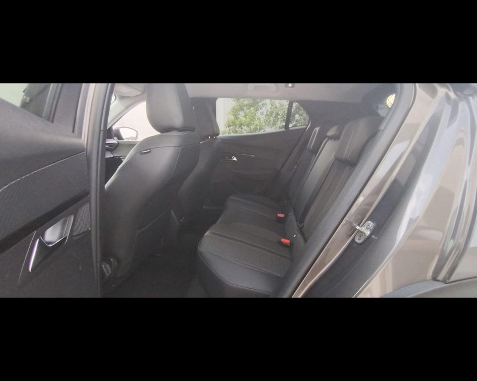 Peugeot 2008 1.2 PureTech Allure Pack EAT