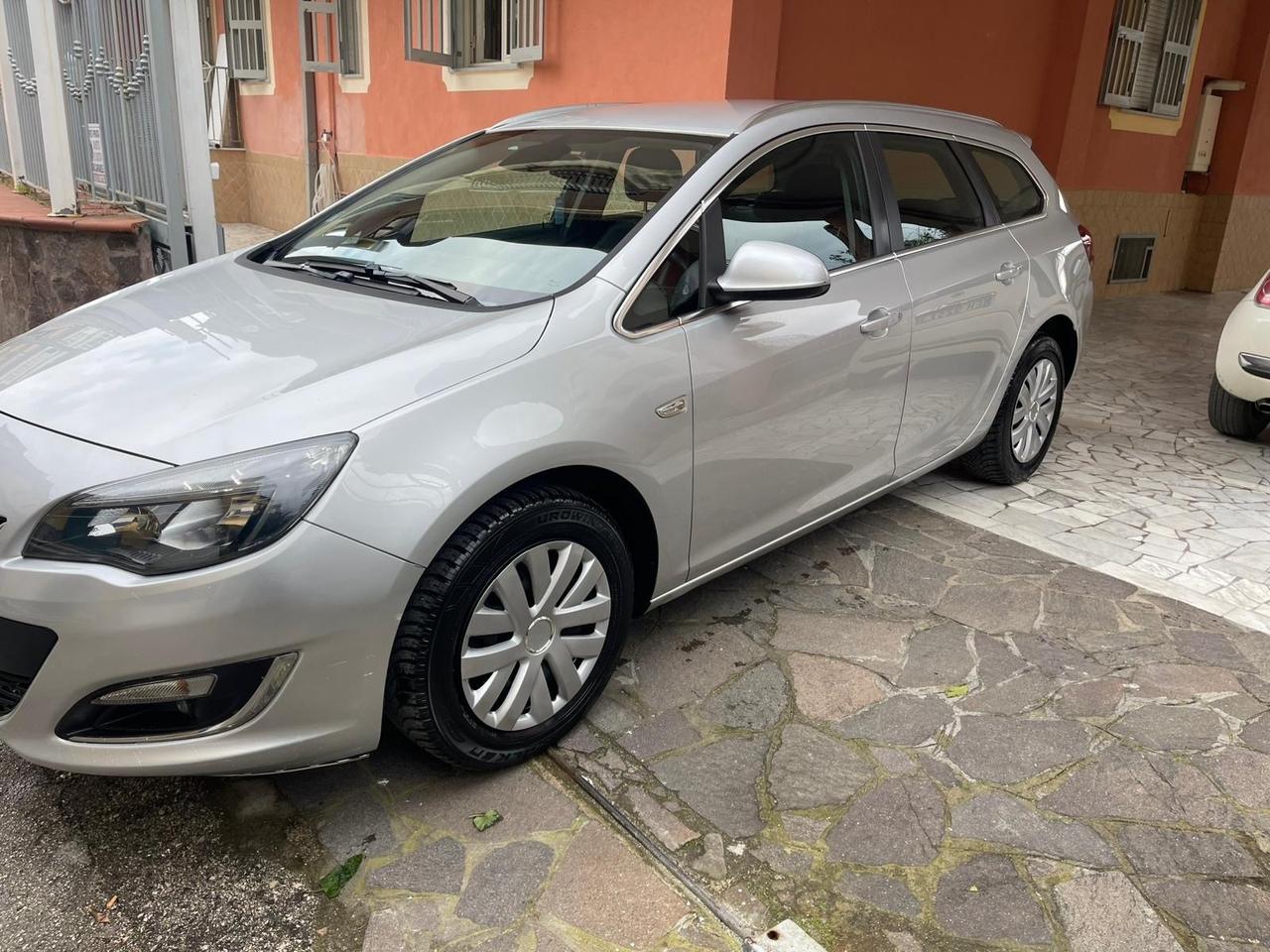 Opel Astra 1.6 CDTI 136CV EcoFLEX S&S Sports Tourer Cosmo