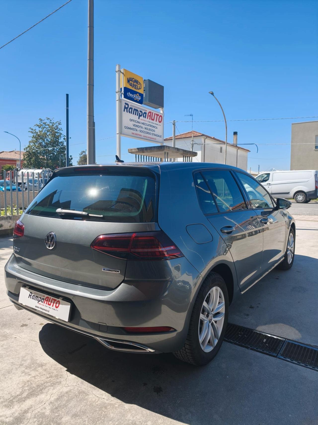 Volkswagen Golf 1.4 TGI DSG 5p. Executive BlueMotion