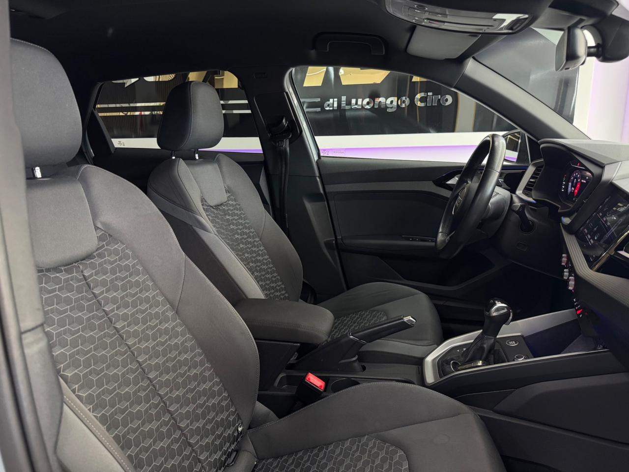 Audi A1 citycarve S- tronic Identity Contrast Iper Full