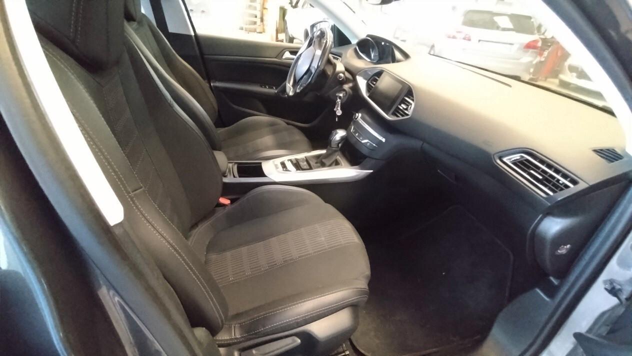Peugeot 308 BlueHDi 120 S&S EAT6 Allure